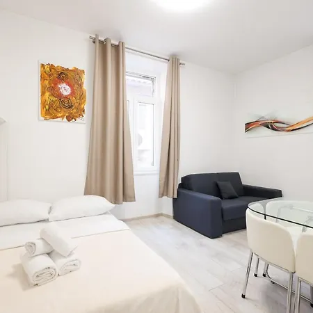 Cozy Cvita Apartamento Zadar